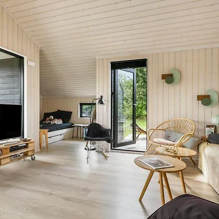 6835-allinge-gronnedalsvej-19-b إلينغه