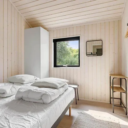 بيت للعطل 6835-allinge-gronnedalsvej-19-b *