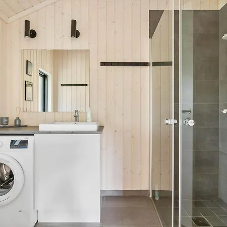 6835-allinge-gronnedalsvej-19-b *